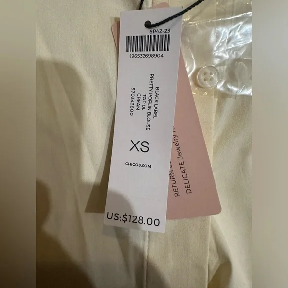 NEW Chico's Black Label Pretty Poplin Neutral Blouse-Size XS-Cream - Picture 9 of 9